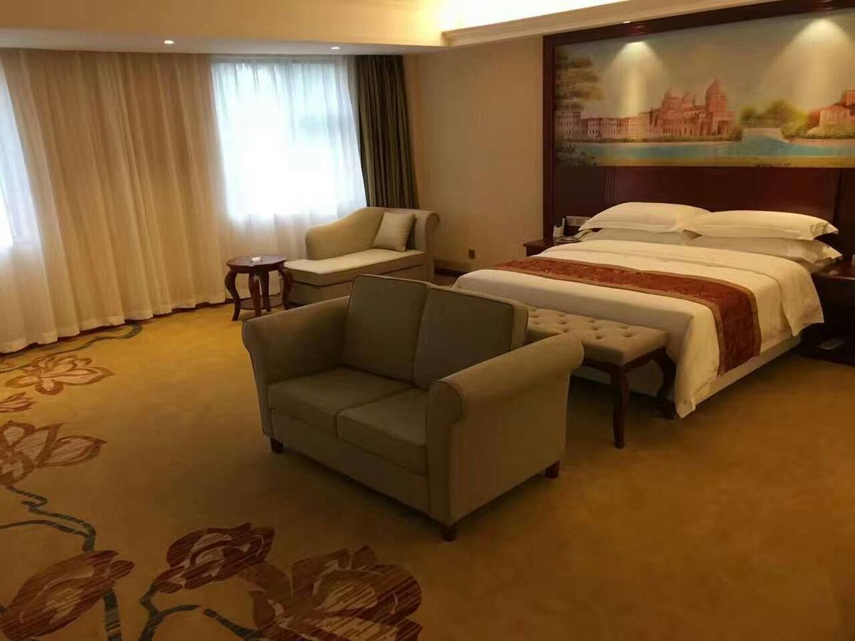 Vienna Hotel Zhongshan Guzhen Town Center المظهر الخارجي الصورة